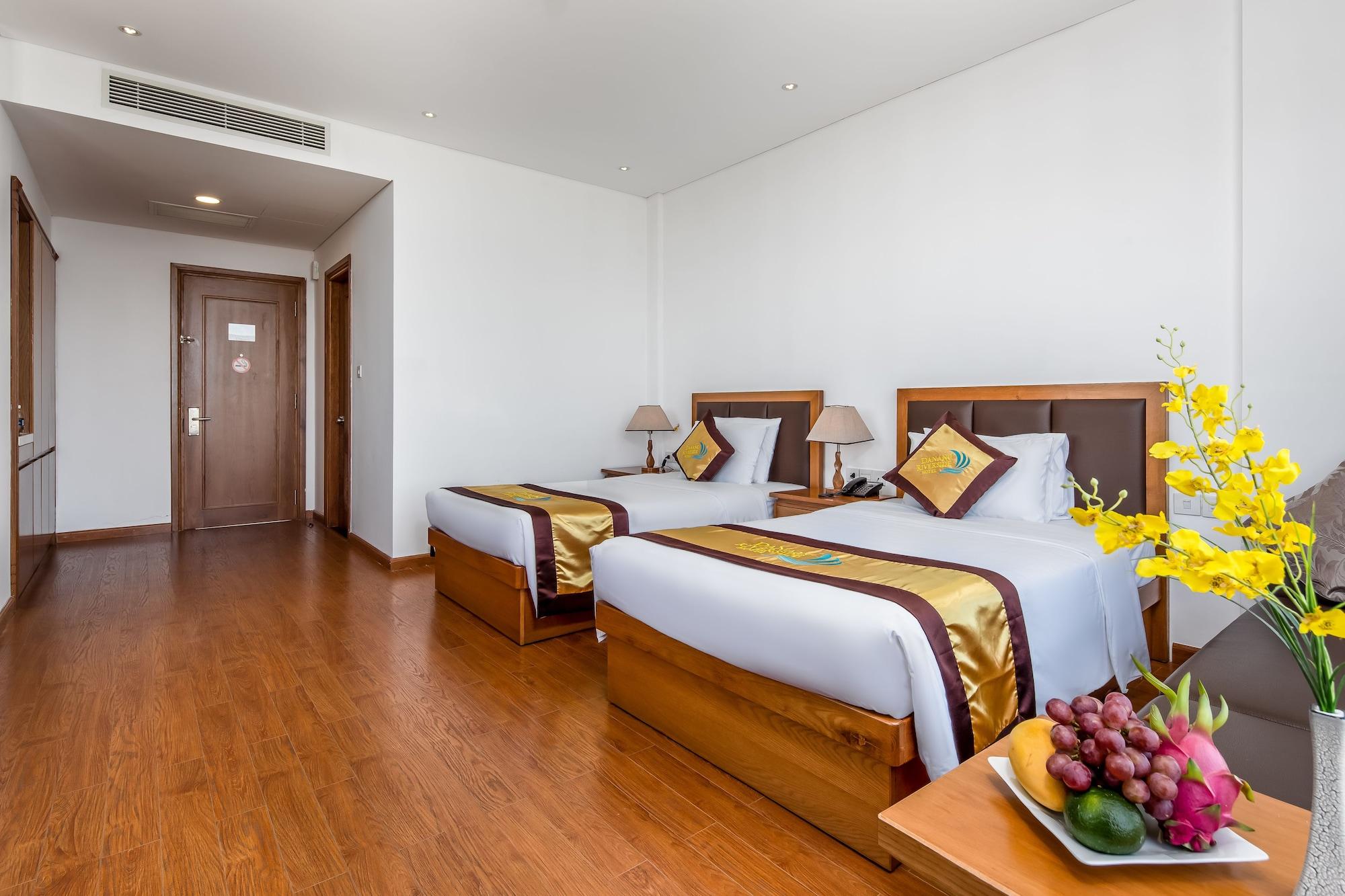 Da Nang Riverside Hotel Kültér fotó