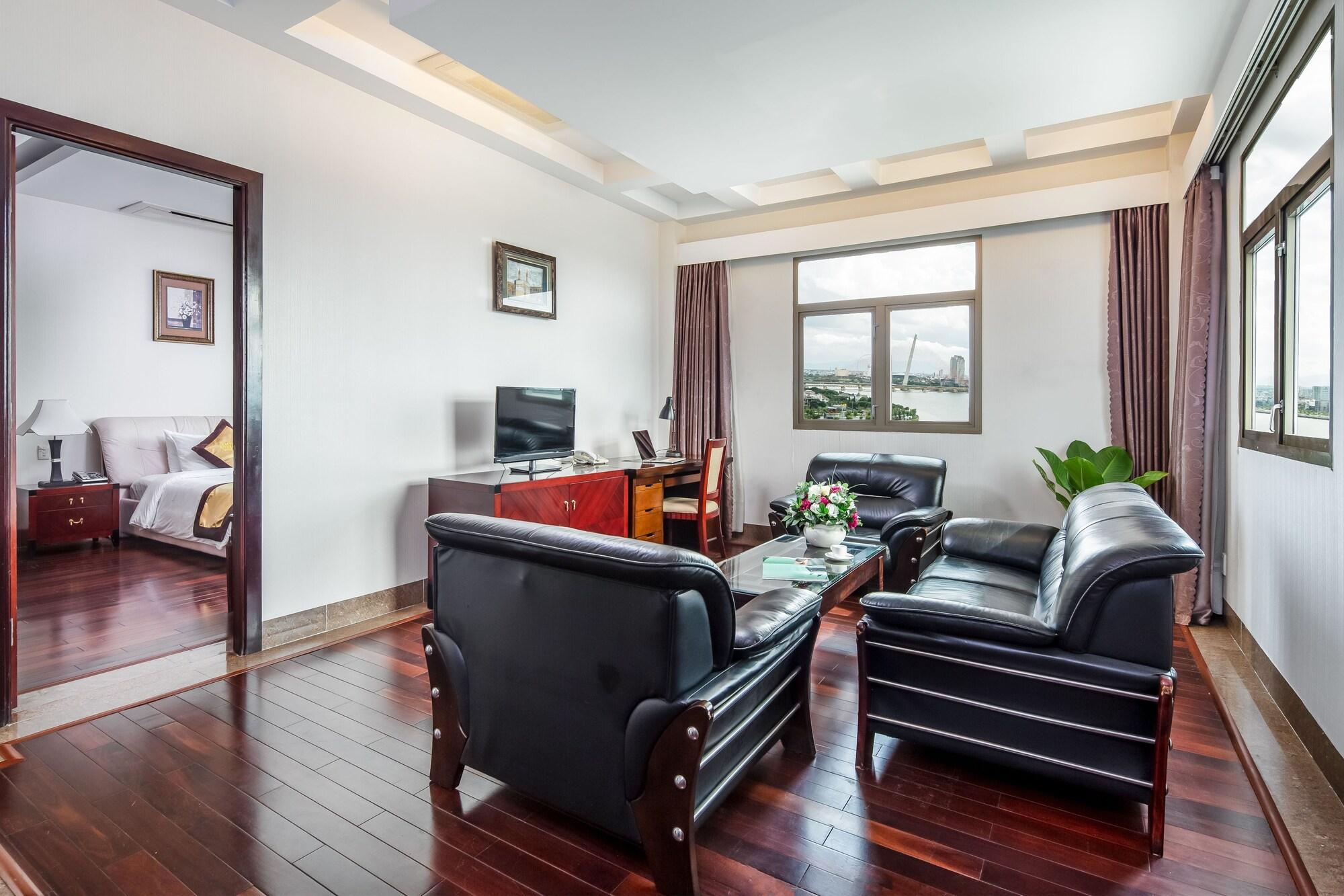 Da Nang Riverside Hotel Kültér fotó