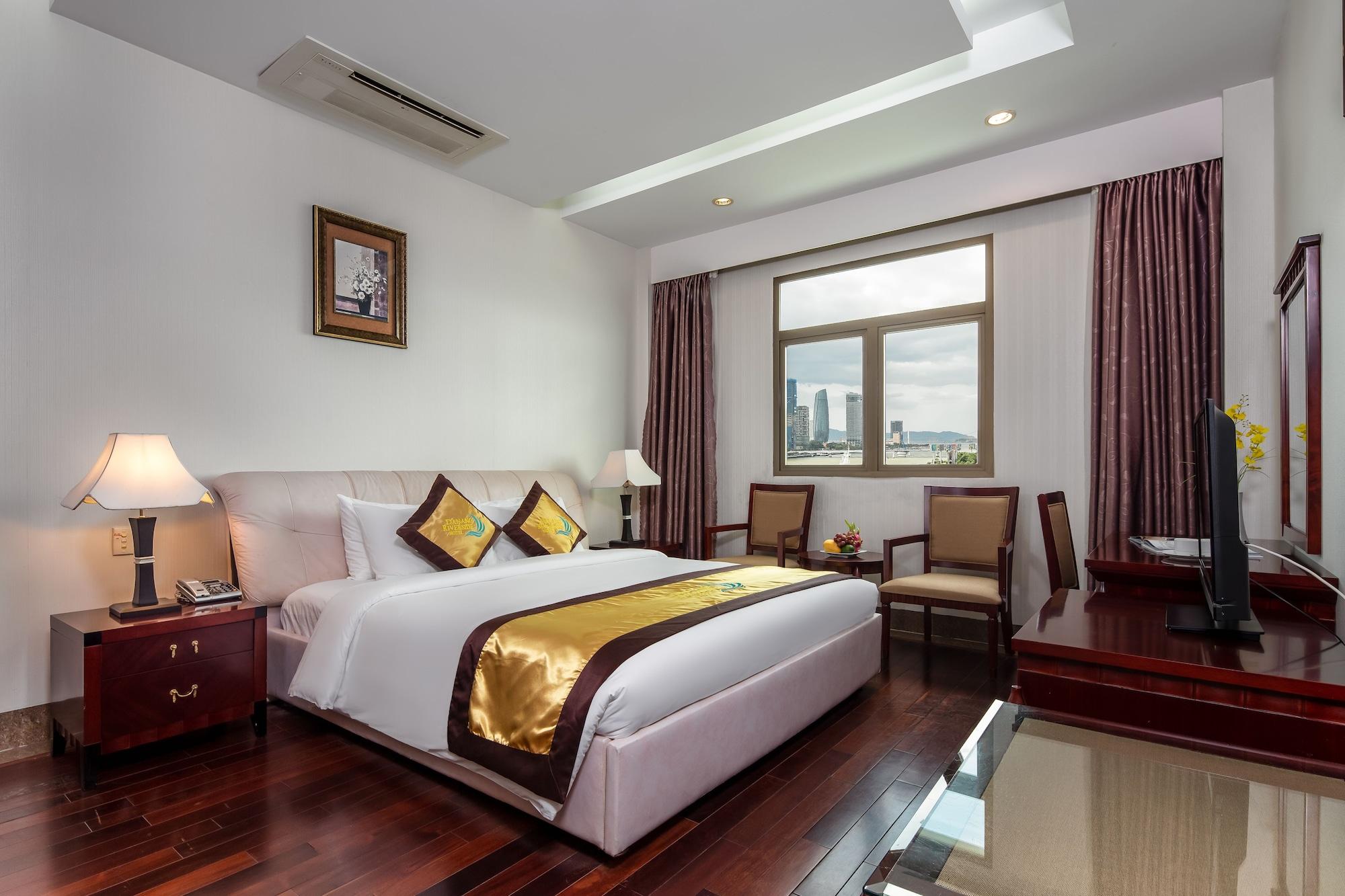 Da Nang Riverside Hotel Kültér fotó