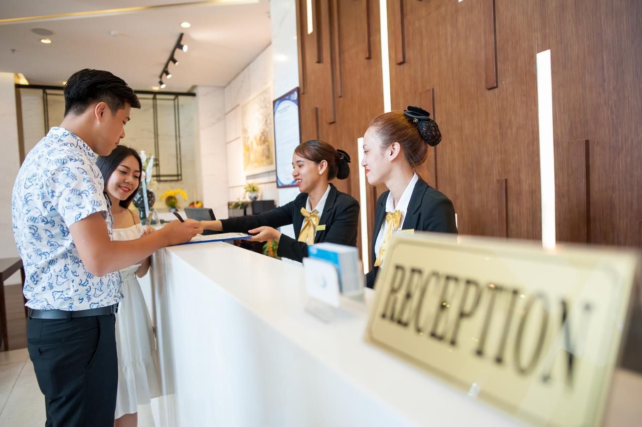 Da Nang Riverside Hotel Kültér fotó